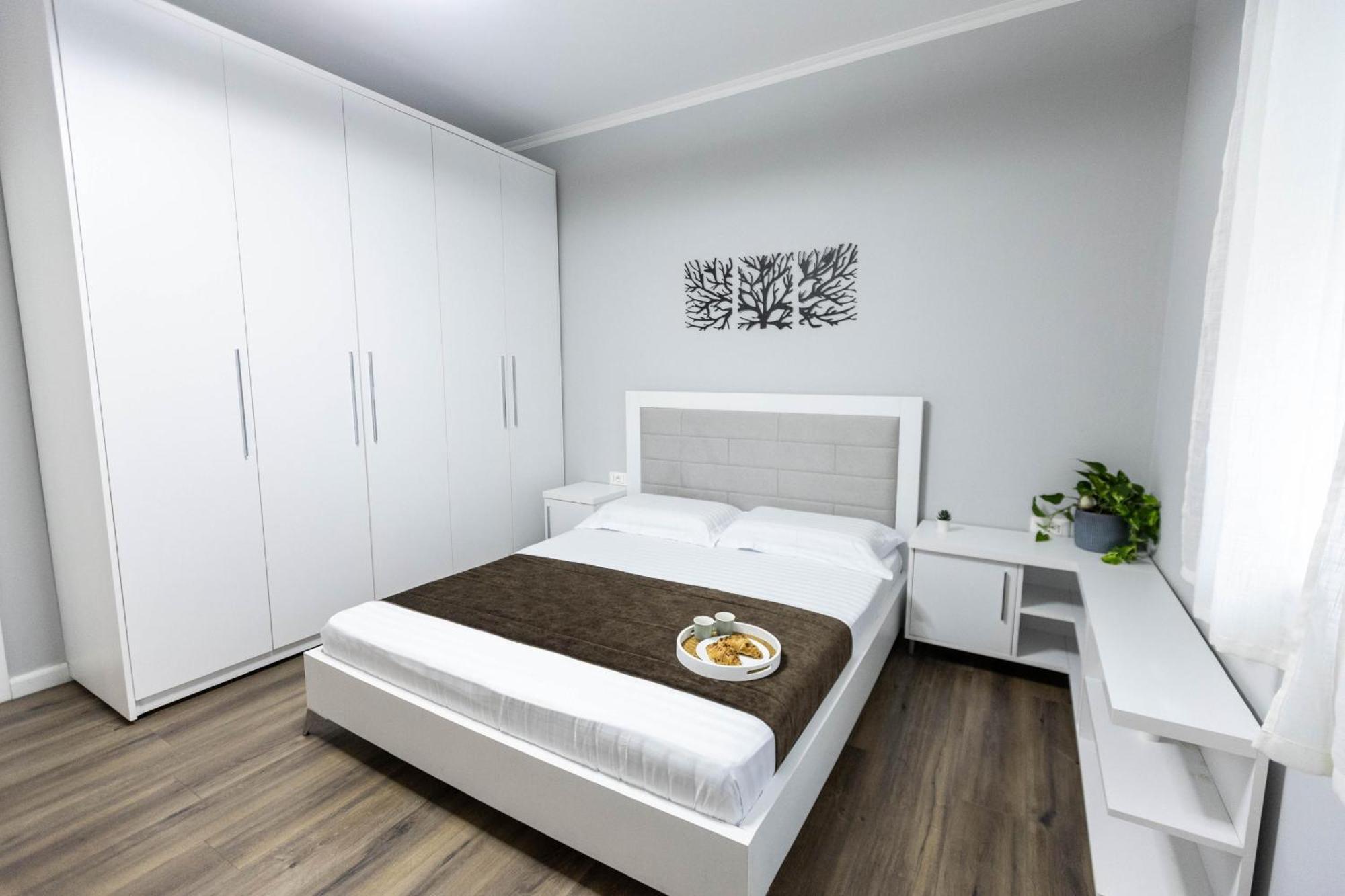Eka Luxury