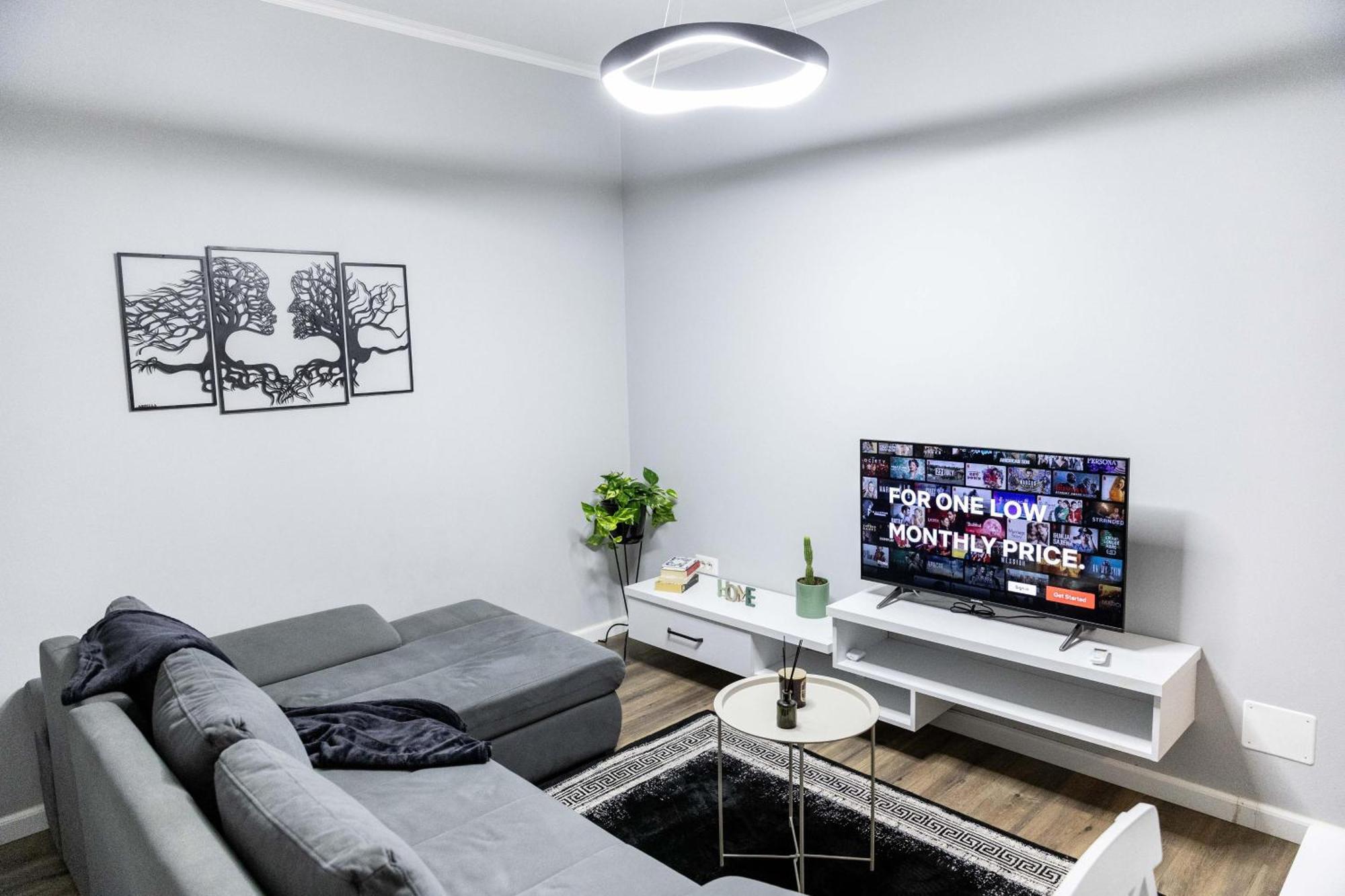Eka Luxury Apartament